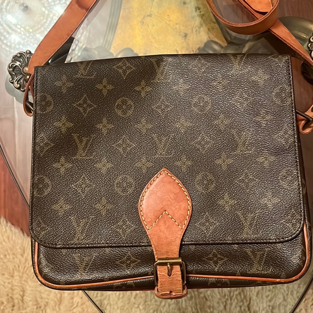 Authentic Louis Vuitton crossbody.  Very good condition.